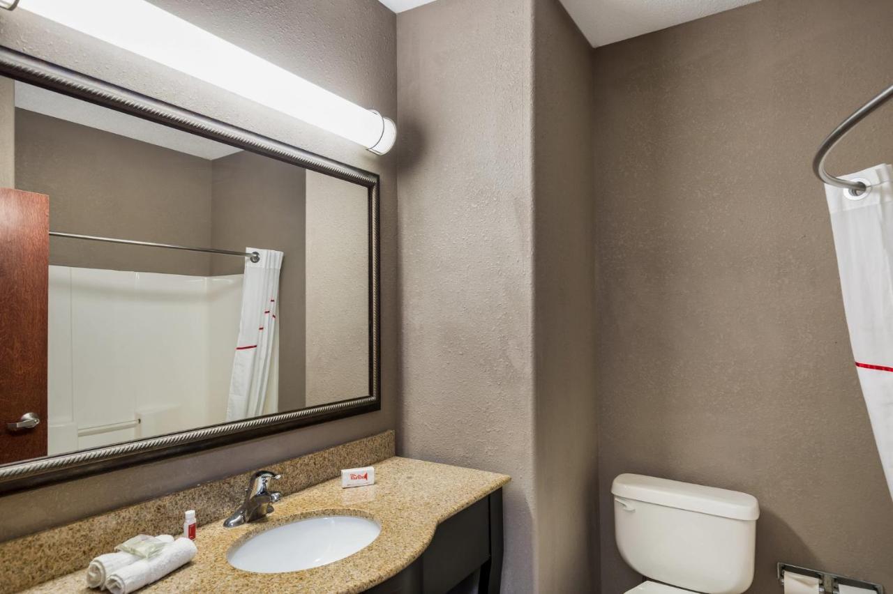 Red Roof Inn & Suites Bloomsburg - Mifflinville Eksteriør bilde