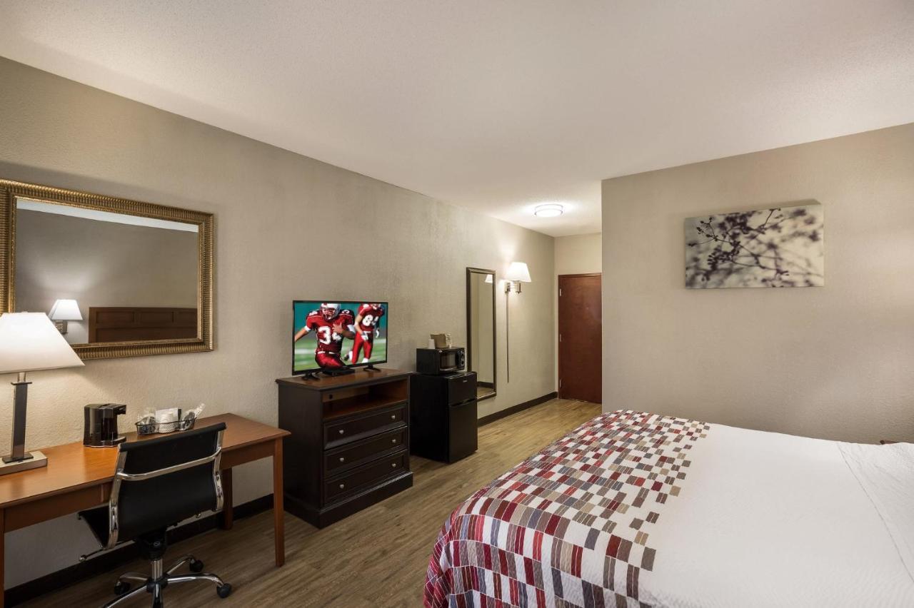 Red Roof Inn & Suites Bloomsburg - Mifflinville Eksteriør bilde