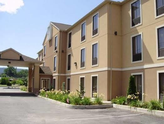 Red Roof Inn & Suites Bloomsburg - Mifflinville Eksteriør bilde